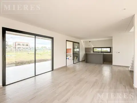 Casa en venta en Santa Lucia, Pilar del Este