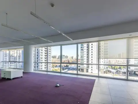 Oficina en Alquiler con 2 cocheras