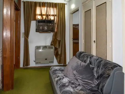 CASA INTERNA 3 DORMITORIOS CON PATIO Y TERRAZA- AV. PELLEGRINI 1100