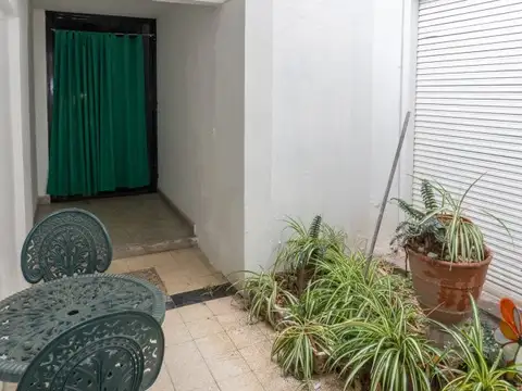 AV. PELLEGRINI 1100 , Piso 0