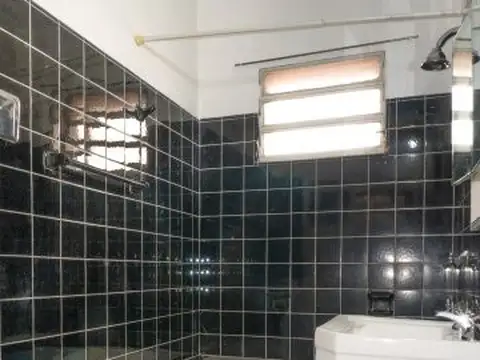 AV. PELLEGRINI 1100 , Piso 0