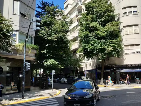 Departamento 6 ambientes con 2 baños