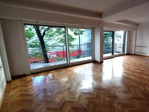 Departamento en Venta de 6 ambientes
