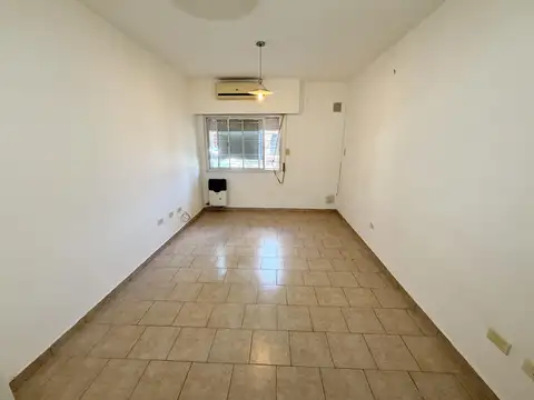 Departamento en Venta en Alberdi, USD 50.000