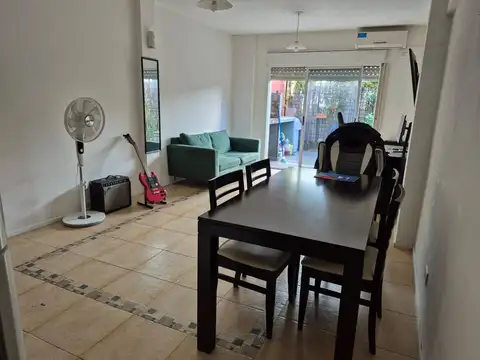 Depto Tipo Casa en Venta en Saavedra, USD 129.999