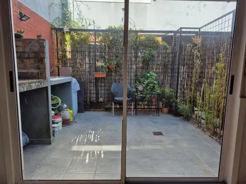 Depto Tipo Casa 2 ambientes con 1 baño