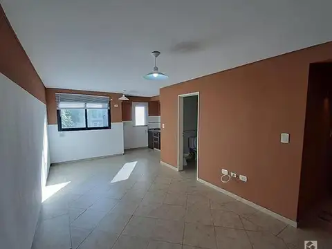 9 De Julio Al  800 2° Piso - Morón