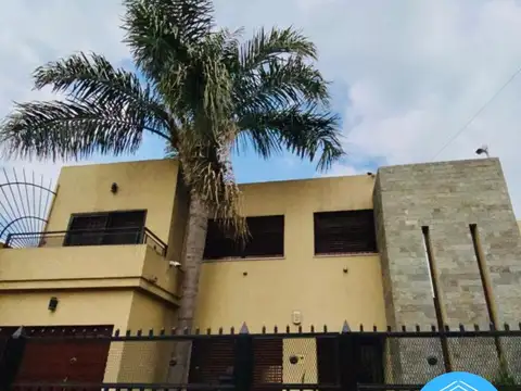 Casa 5 ambientes - Ramos Mejía