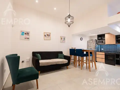 Depto Tipo Casa 4 ambientes con 3 baños