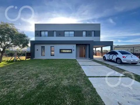 Venta Casa San Sebastián Área 11