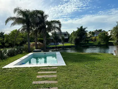Venta casa 4 amb Barrancas de Santa María, Tigre.