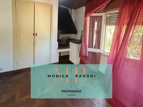 Casa 5 ambientes con 1 baño