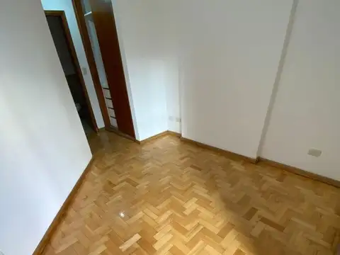 VENDO DPTO 1 DORM 1 BAÑO CN BALCÓN