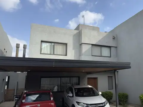 Av. República de China al 500