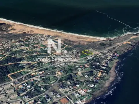 Terreno en Venta en Punta Ballena, USD 945.000