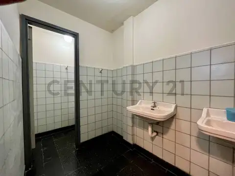 Oficina en Venta 60 años