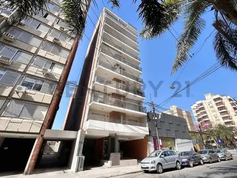 VENTA MONOAMBIENTE CON COCHERA CENTRO