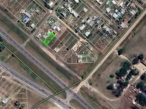 Terreno en Venta 30  mts Fondo