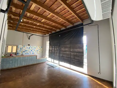 Local - Alquiler - Argentina, Lobos - Rivadavia 100