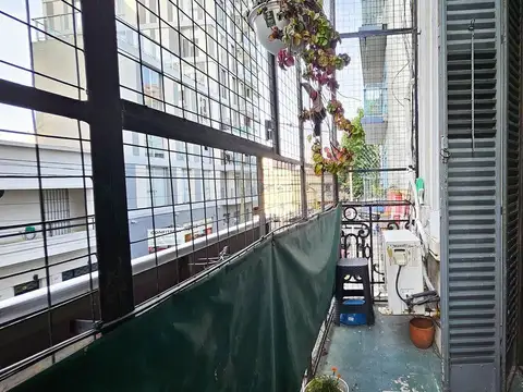 Depto Tipo Casa en Venta 50 años