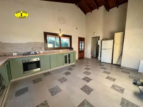 Casa 4 ambientes con 3 baños