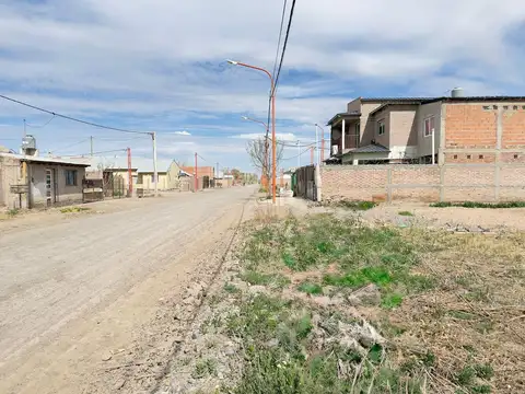 Terreno en Venta en Cinco Saltos, USD 8.500