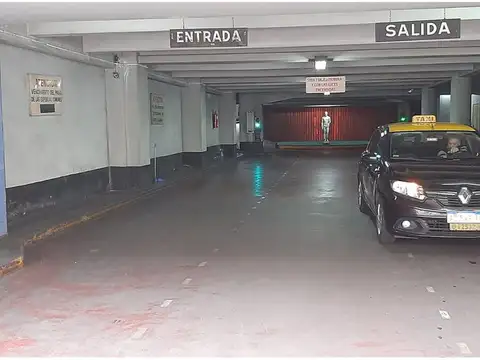 Venta Cochera Sarmiento 500