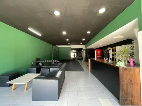 Local en Venta 65 años