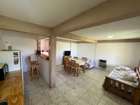 Depto Tipo Casa 2 ambientes con 1 baño