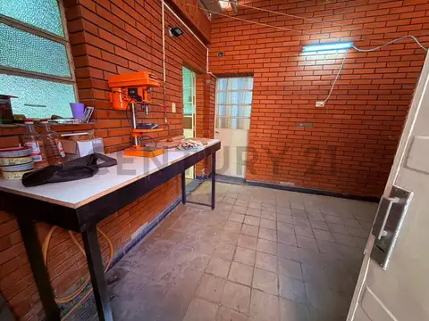 Montevideo 1300, Piso 0