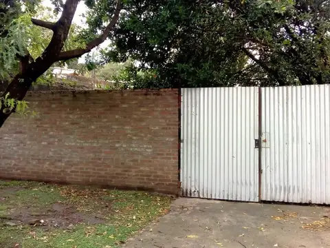 Venta | Casa | 2 Dormitorios | Cochera | Granadero Baigorria | Barrio Los Robles | Apta Crédito