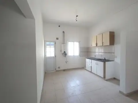 91 entre 121 bis y 122 100