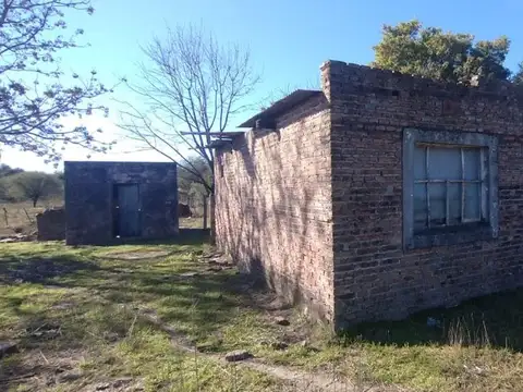 Se vende Campo  82 hs c/ Casa-La Gallareta-Sta Fe