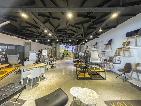 Gran Local comercial en Ciudad Ribera