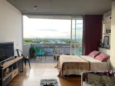 AMPLIO AMBIENTE CON COCINA BAÑO COMPLETO BALCÓN TERRAZA