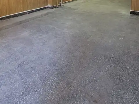 Local en Alquiler en Jose Leon Suarez, $ 650.000