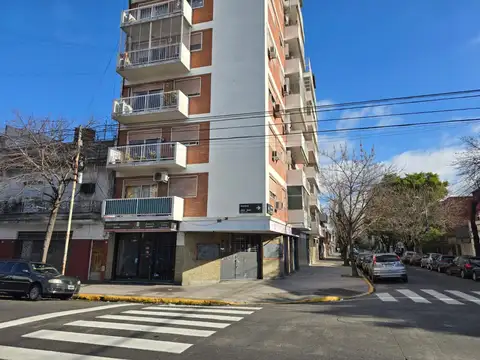 Local en Venta en Villa del Parque, USD 145.000