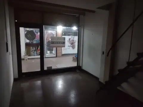 Local en Alquiler 40 años