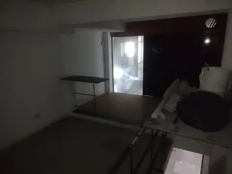 Local en Alquiler en Jose Leon Suarez, $ 450.000