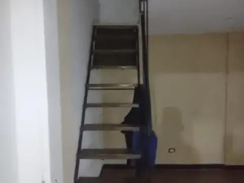 Pacifico Rodriguez   7100