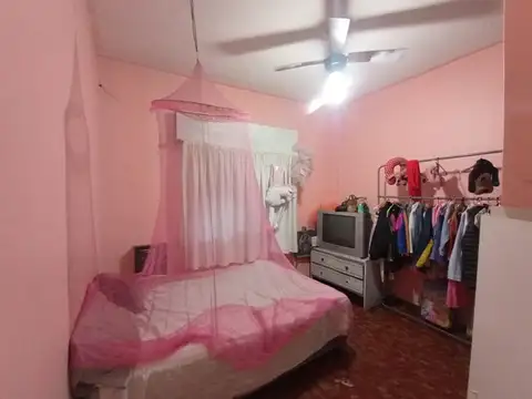 VENTA CASA MULTIFAMILIAR MORON SUR