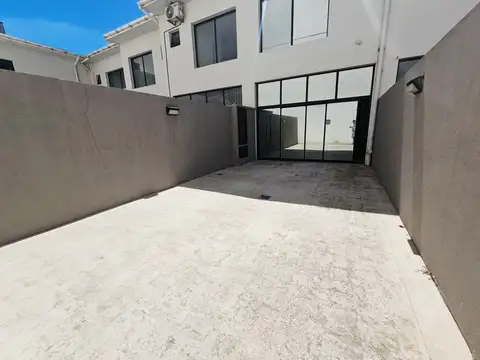 Local en Alquiler en Mar Del Plata, $ 700.000