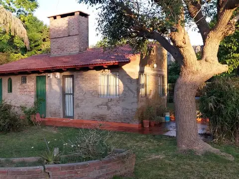 Casa Quinta en Esquina Villa del plata Norte