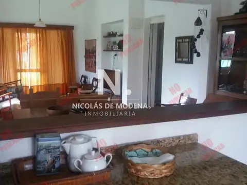 Casa 4 ambientes con 3 baños