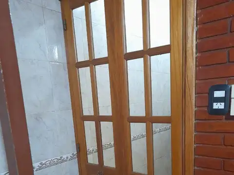 Depto Tipo Casa 3 ambientes con 2 baños