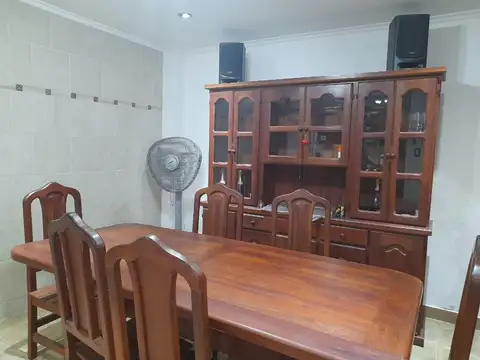 Av. Larrazabal 550 , Piso PB