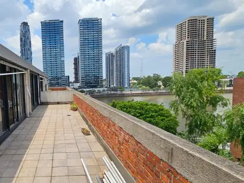 Avenida Alicia Moreau de Justo 1800