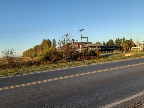 Ao 12 y Autopista a Buenos Aires