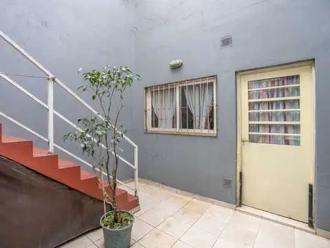 Depto Tipo Casa en Venta 61 años