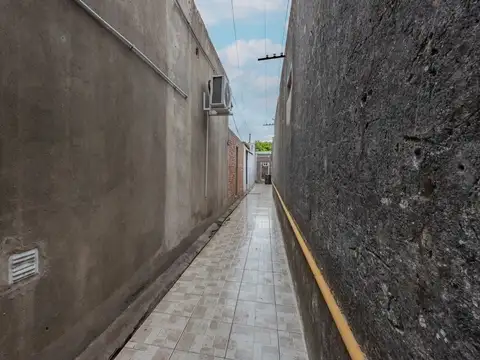 Casa 2 ambientes con 1 baño